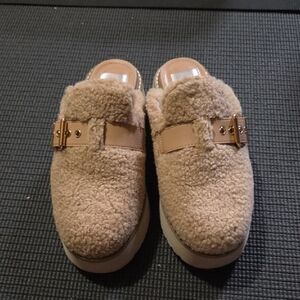 Dolce Vita Beige Shearling Mule Clogs with Gold Buckle